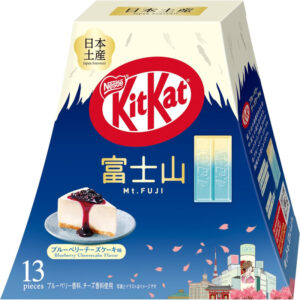 Шоколад KitKat Mt. Fuji со вкусом черничного чизкейка, 13 шт. x 2 пачки